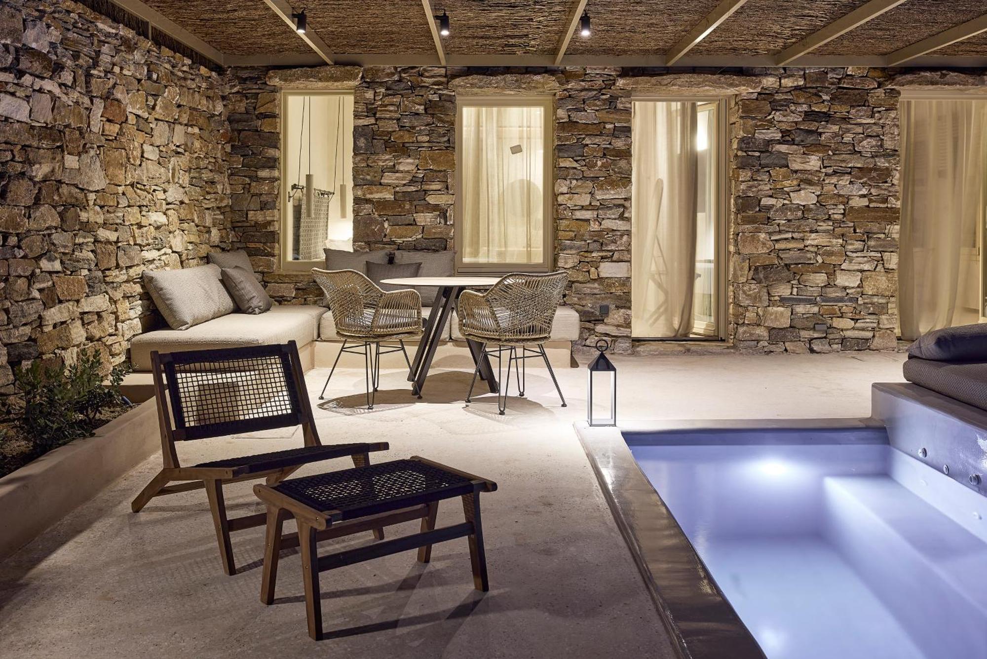 Apsila Pool Suites Kamares  Room photo